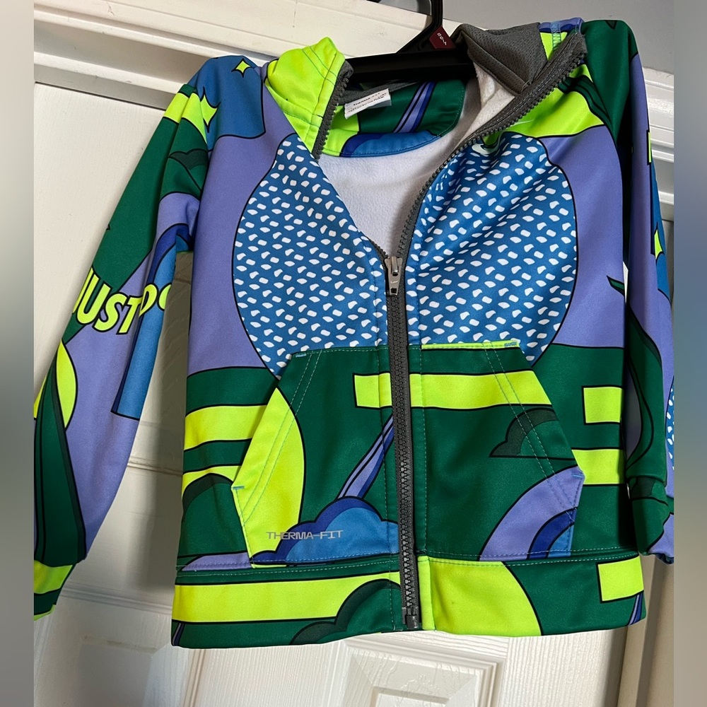 Kids Therma fit Nike Jacket with hood